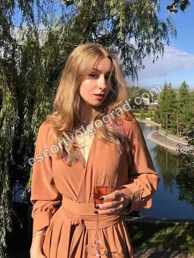 Леночка — проститутка, Нижние Баррикады, Волгоград
